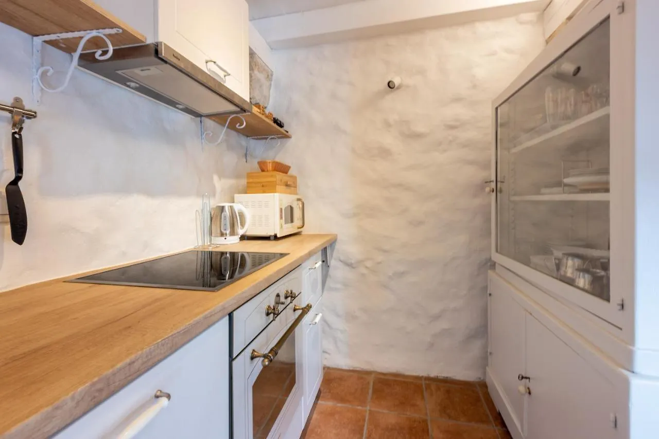 Stara Kuca - Old Stone House Villa Grizane-Belgrad