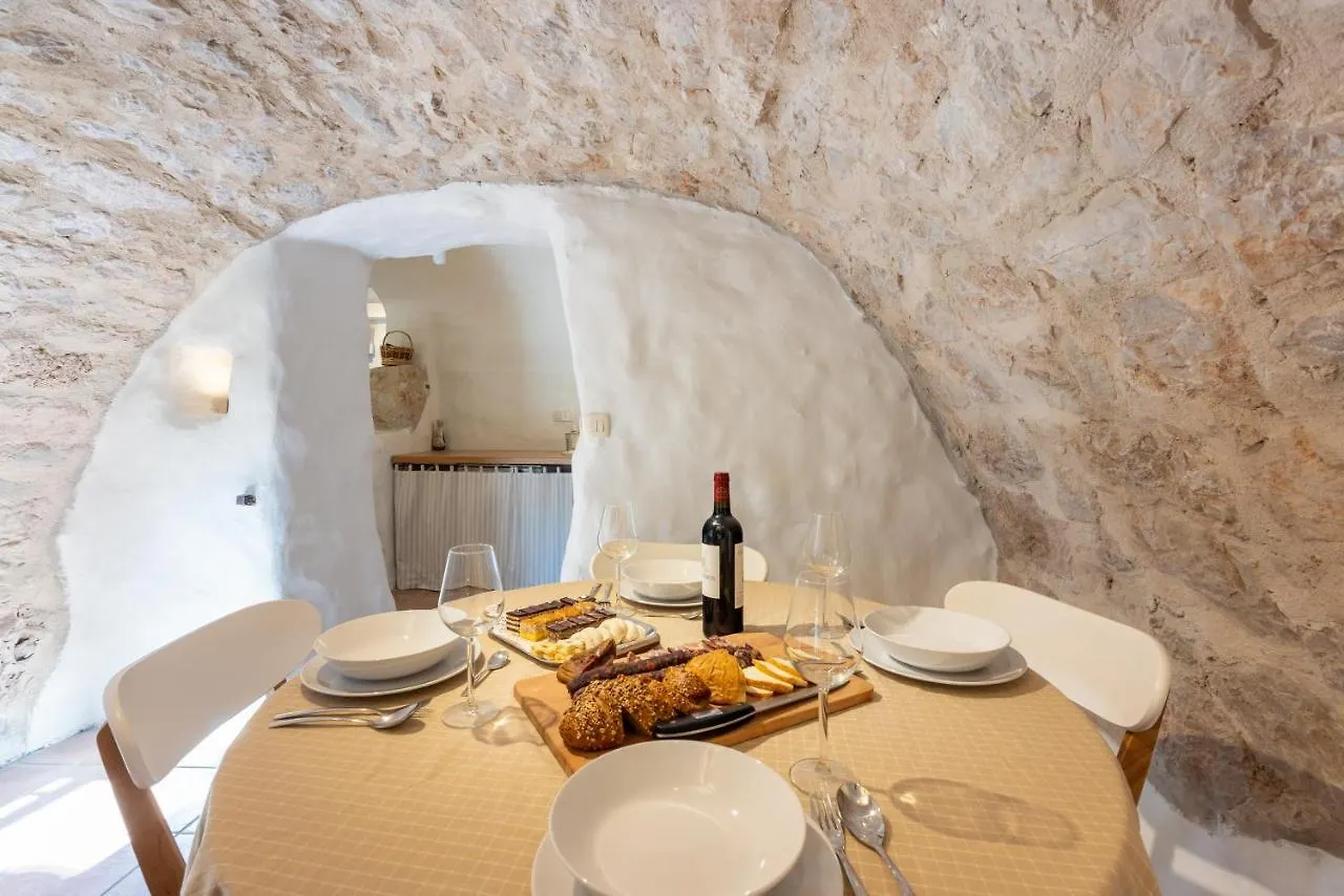 Stara Kuca - Old Stone House Villa Grizane-Belgrad