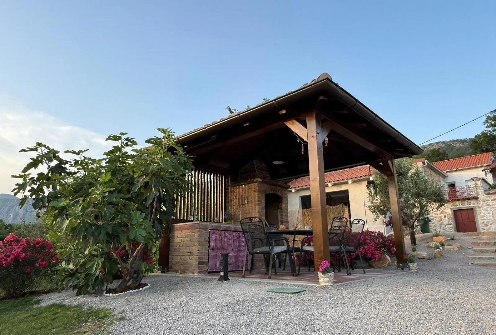 Stara Kuca - Old Stone House Villa Grizane-Belgrad